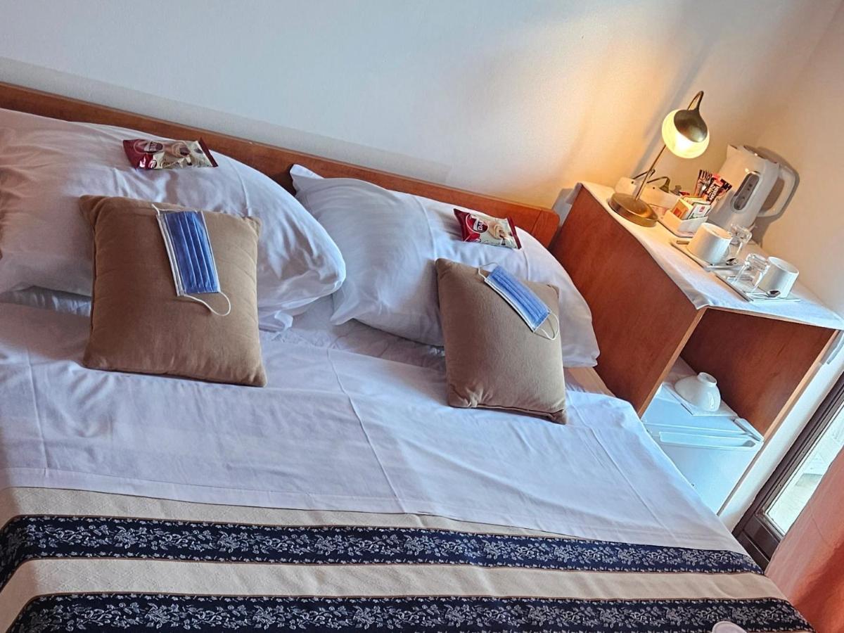 Salyna "Rooms Bela" Ичичи Экстерьер фото